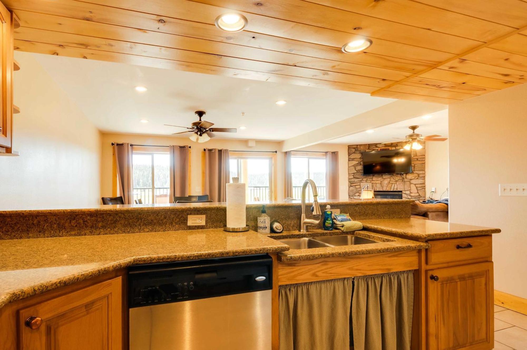 The Lodge At Duck Creek Duck Creek Village المظهر الخارجي الصورة
